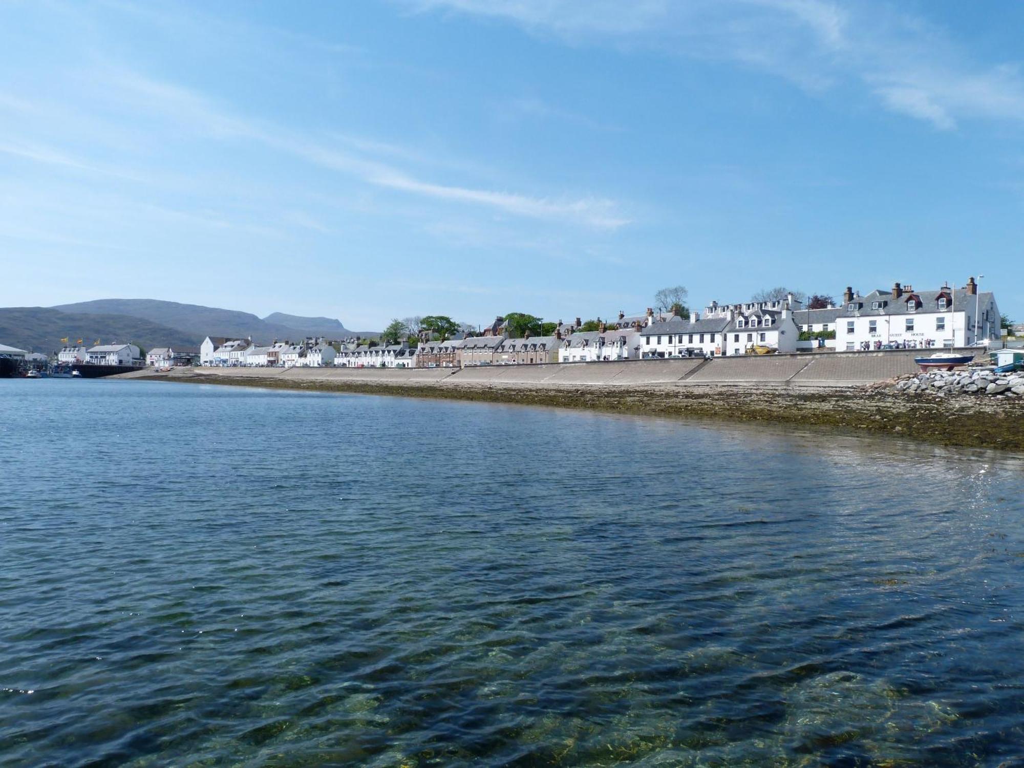 Ullapool Youth Hostel Екстериор снимка