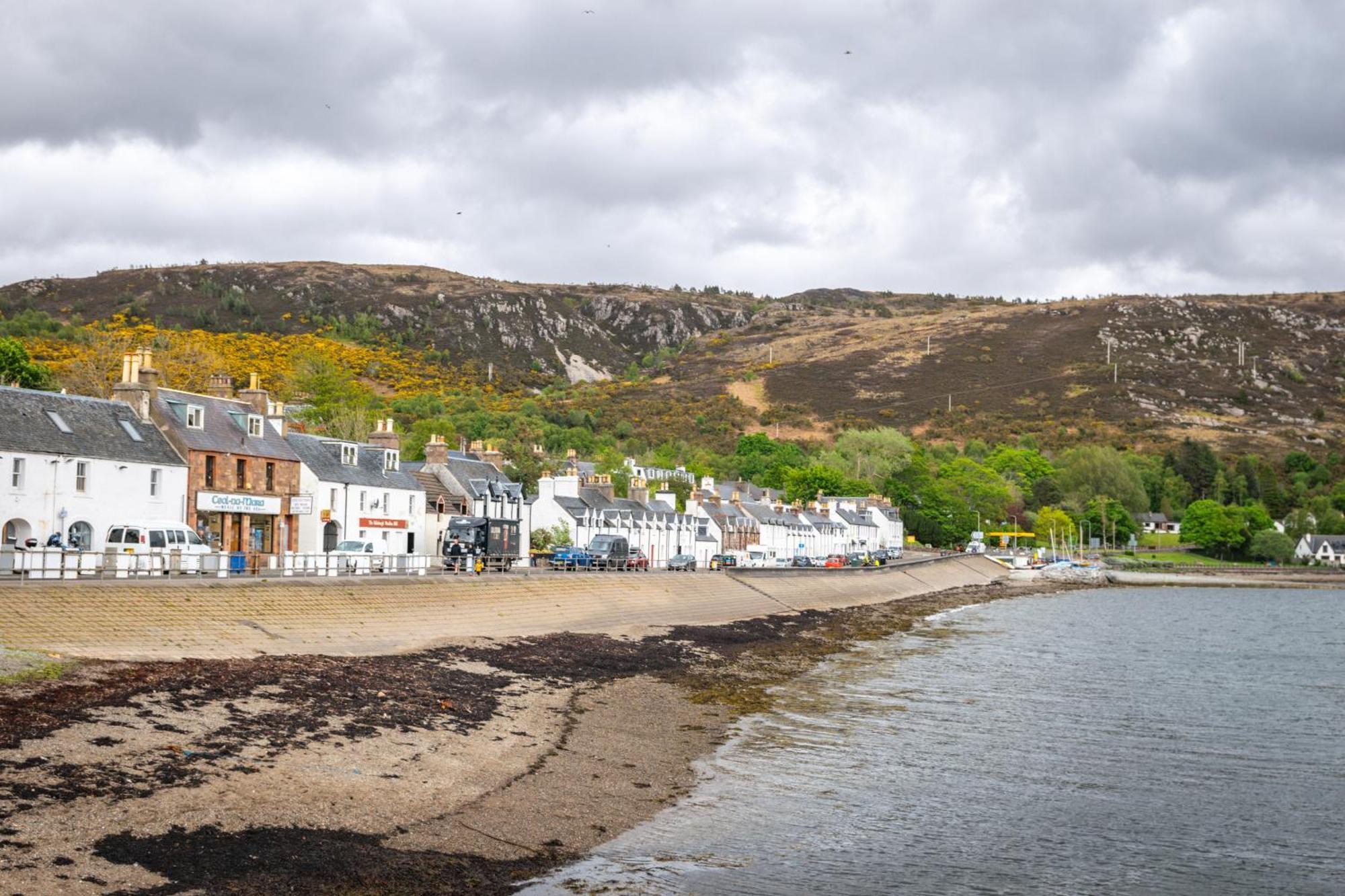 Ullapool Youth Hostel Екстериор снимка