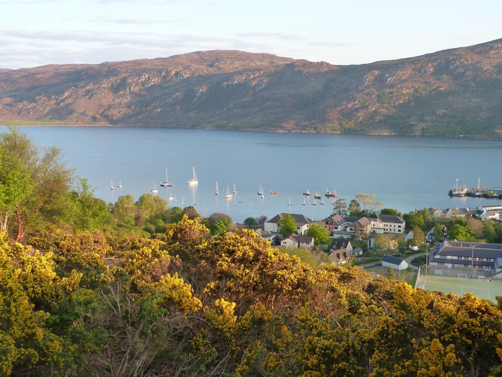 Ullapool Youth Hostel Екстериор снимка